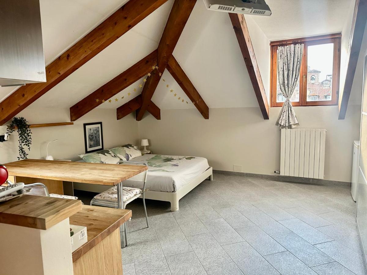 شقة Loft Centro Storico Tommaso تورينو المظهر الخارجي الصورة